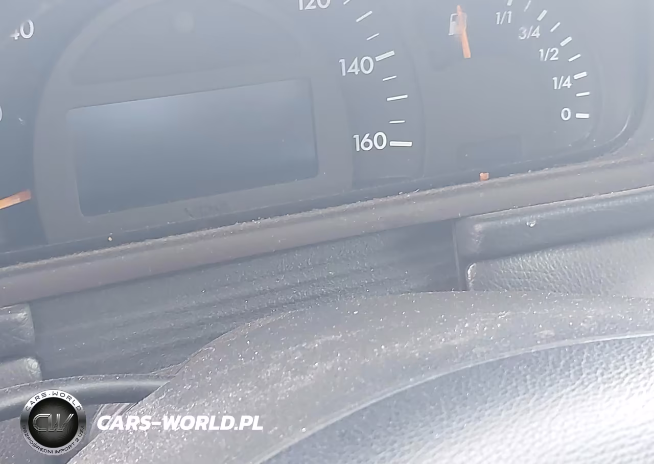 2002 Mercedes-Benz C 240 VIN:WDBRF61J52F198914 - 7