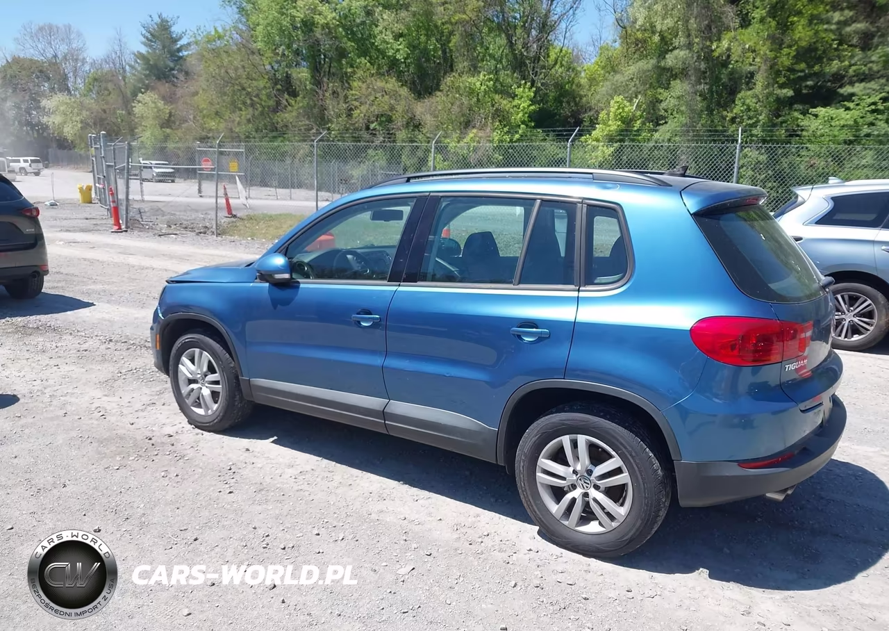 2017 Volkswagen Tiguan 2.0T-2.0T S VIN:WVGBV7AX5HK009433 - 3
