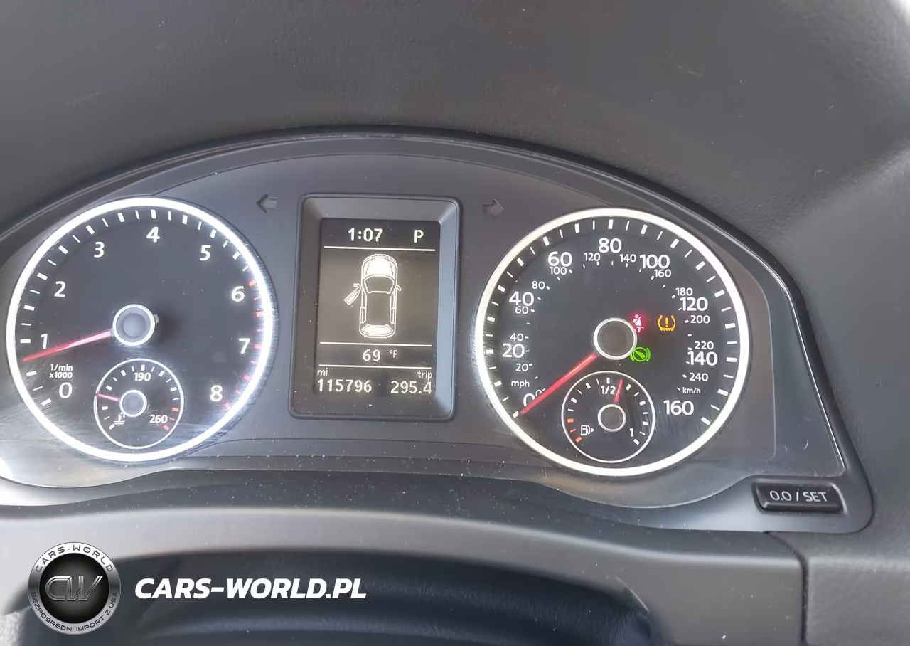 2017 Volkswagen Tiguan 2.0T-2.0T S VIN:WVGBV7AX5HK009433 - 7