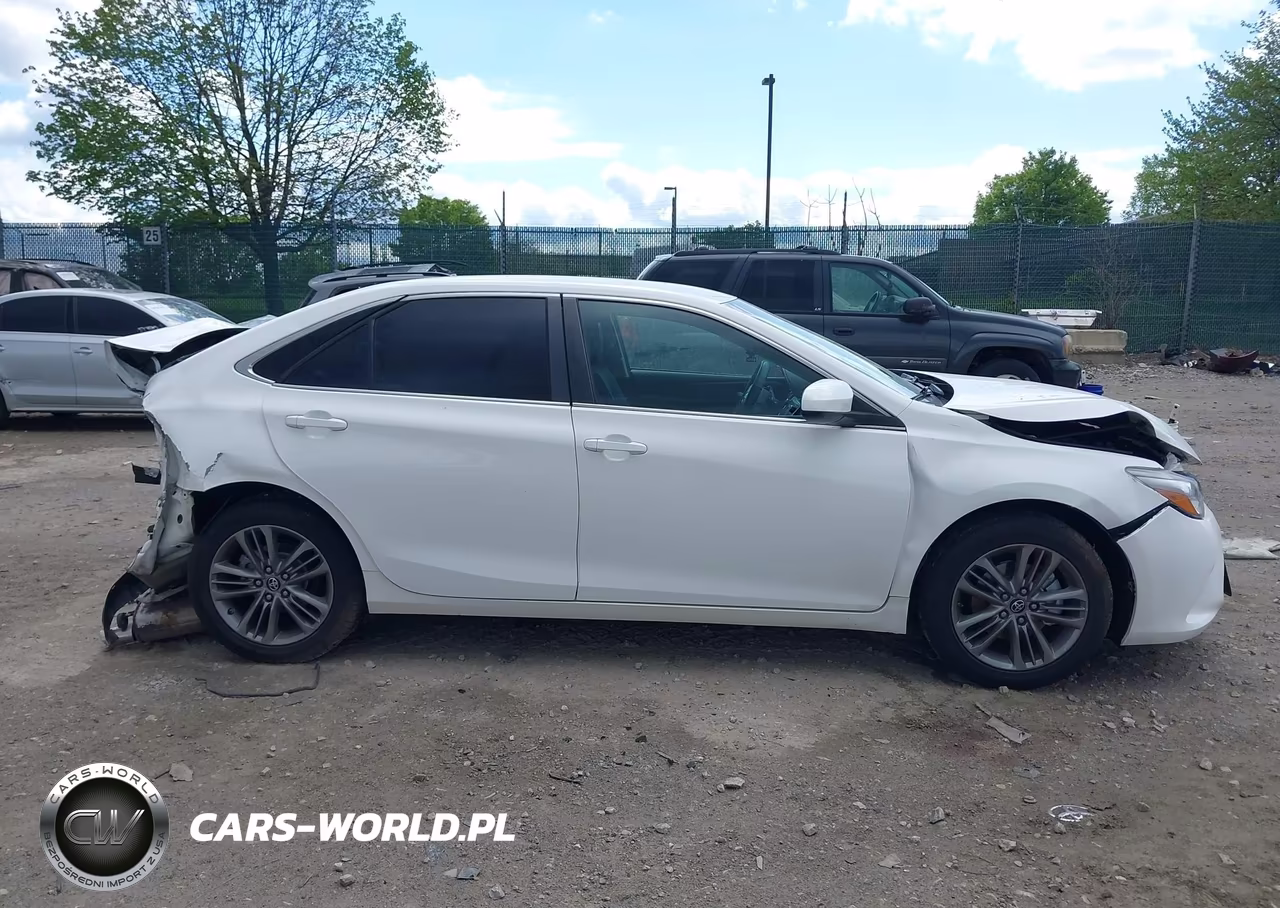 2017 Toyota Camry Se VIN:4T1BF1FKXHU635815 - 12