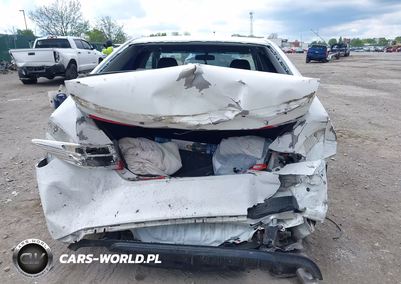 2017 Toyota Camry Se VIN:4T1BF1FKXHU635815 - 15