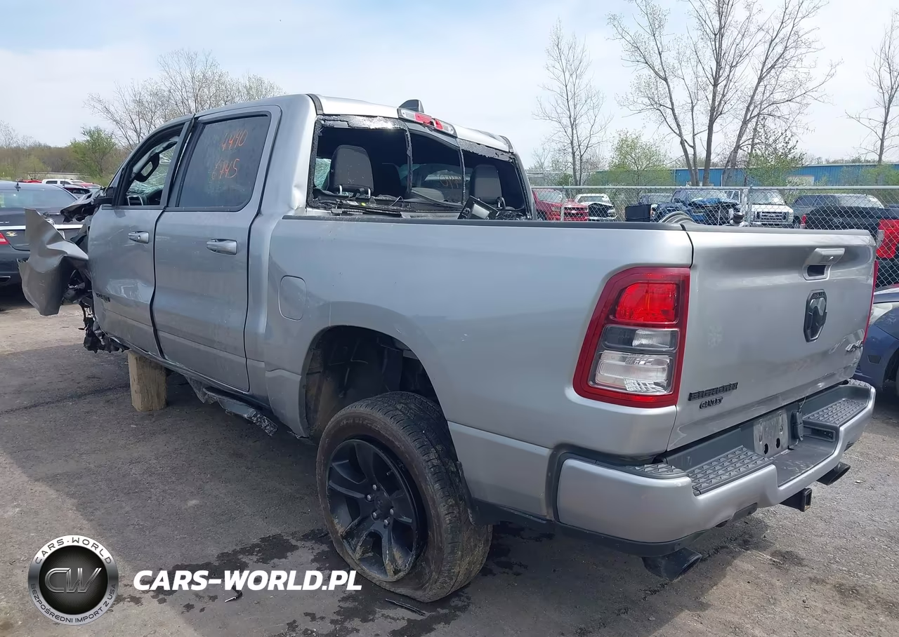 2020 Ram 1500 VIN:1C6SRFFT2LN182317 - 3