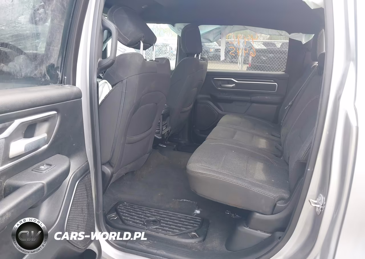 2020 Ram 1500 VIN:1C6SRFFT2LN182317 - 8