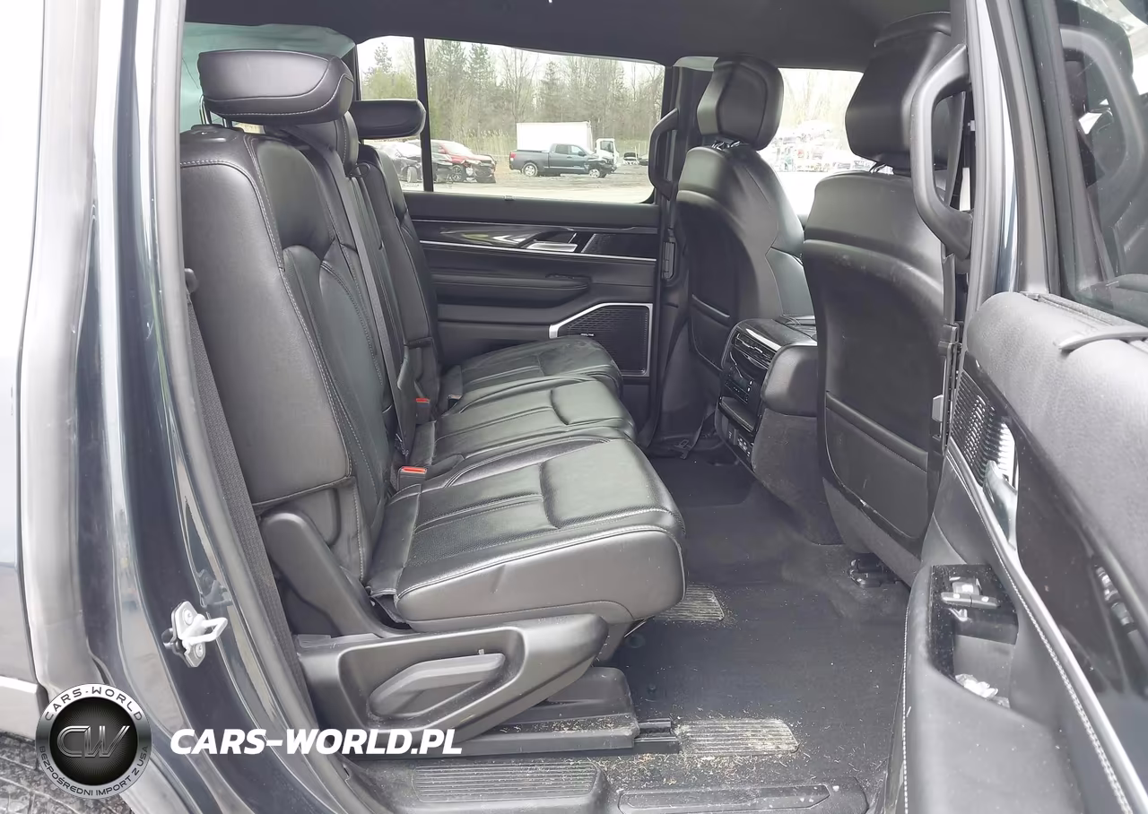 2022 Jeep Wagoneer Series I 4X4 VIN:1C4SJVAT8NS206187 - 8