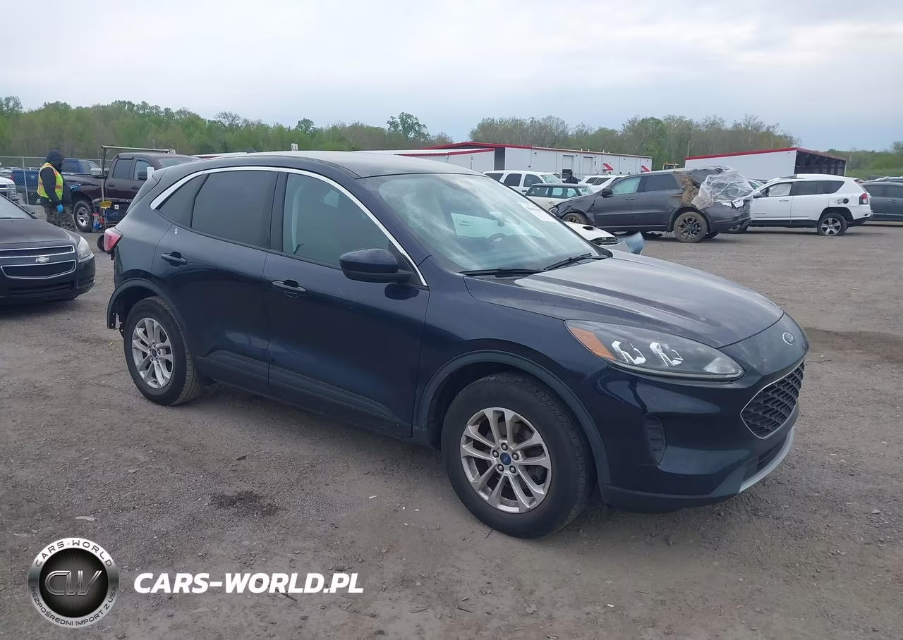 2021 Ford Escape Se