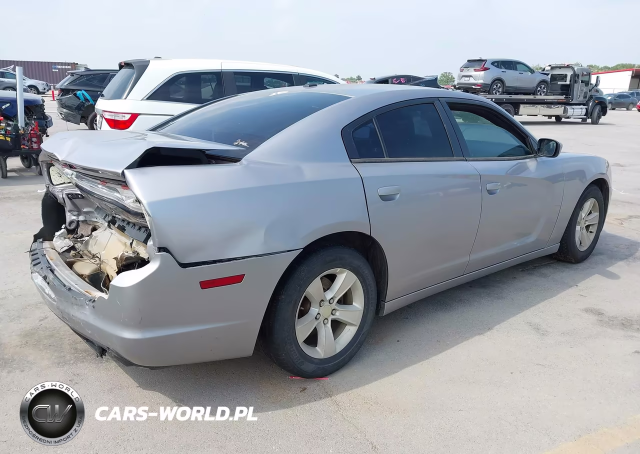 2014 Dodge Charger Sxt VIN:2C3CDXHG2EH347364 - 4