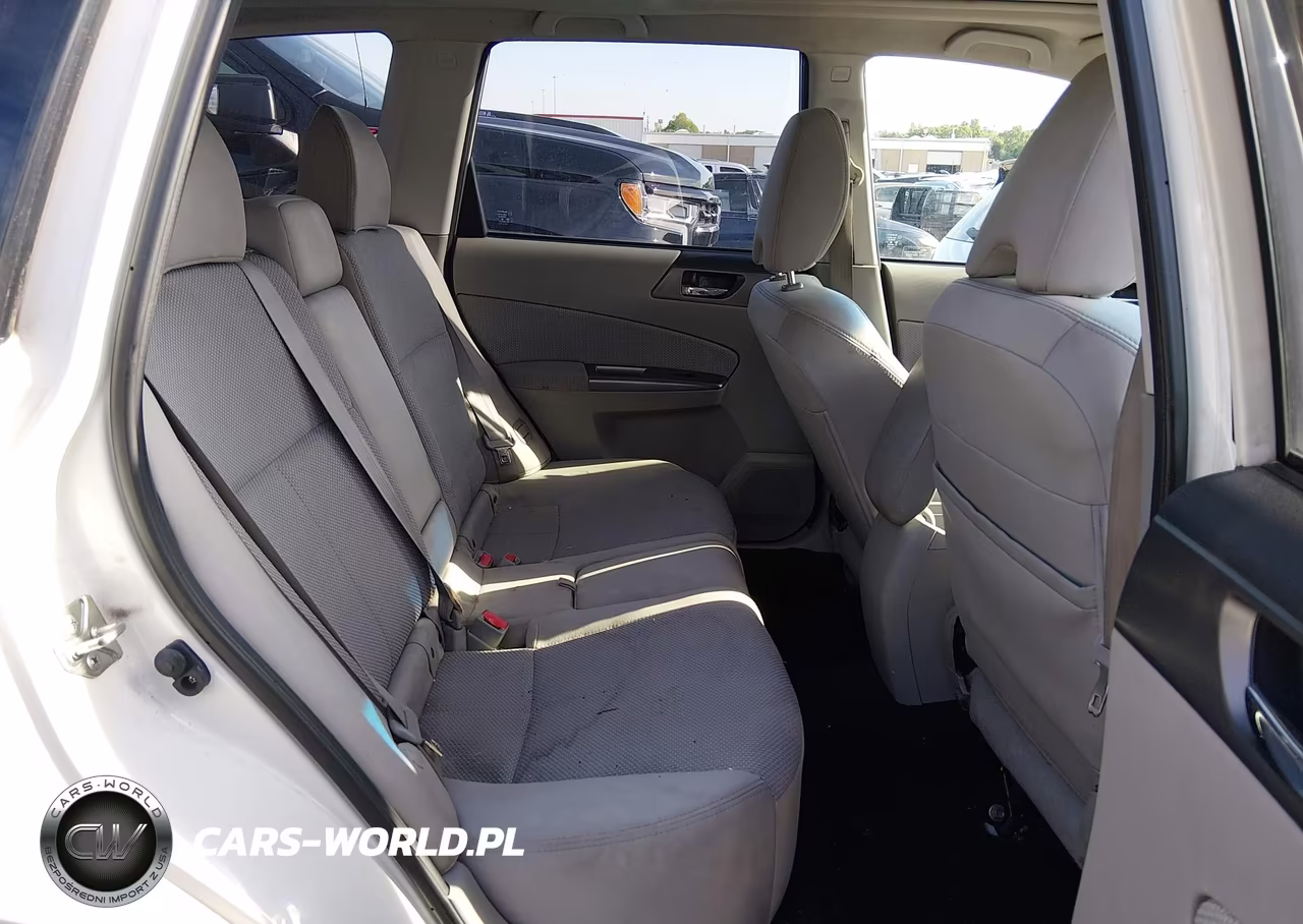 2013 Subaru Forester 2.5X Premium VIN:JF2SHADCXDH429652 - 8