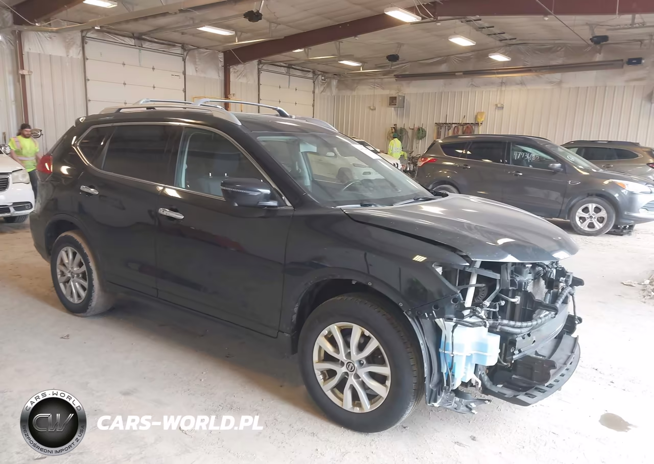 2017 Nissan Rogue Sv