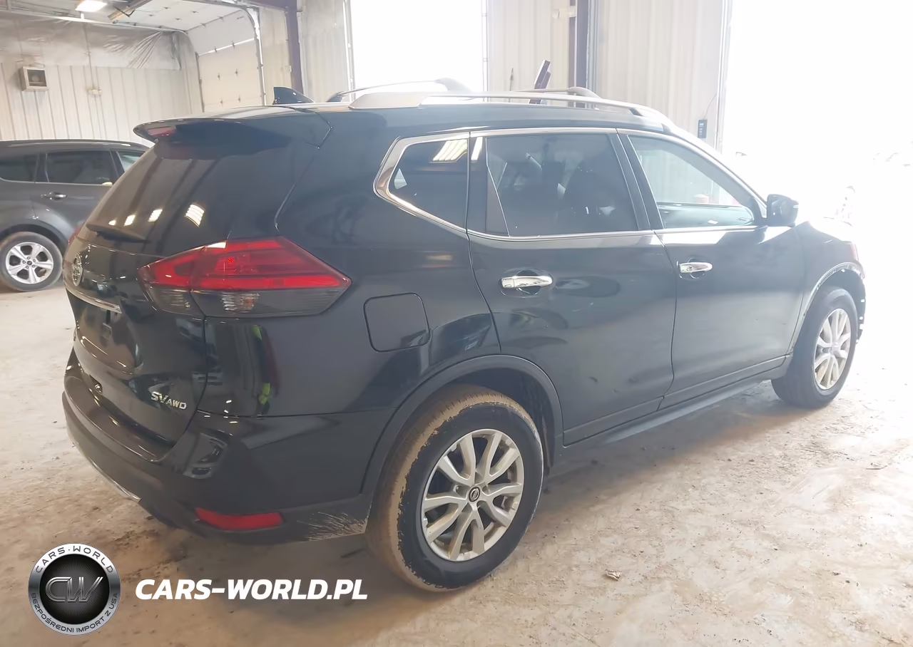 2017 Nissan Rogue Sv VIN:JN8AT2MVXHW025563 - 4