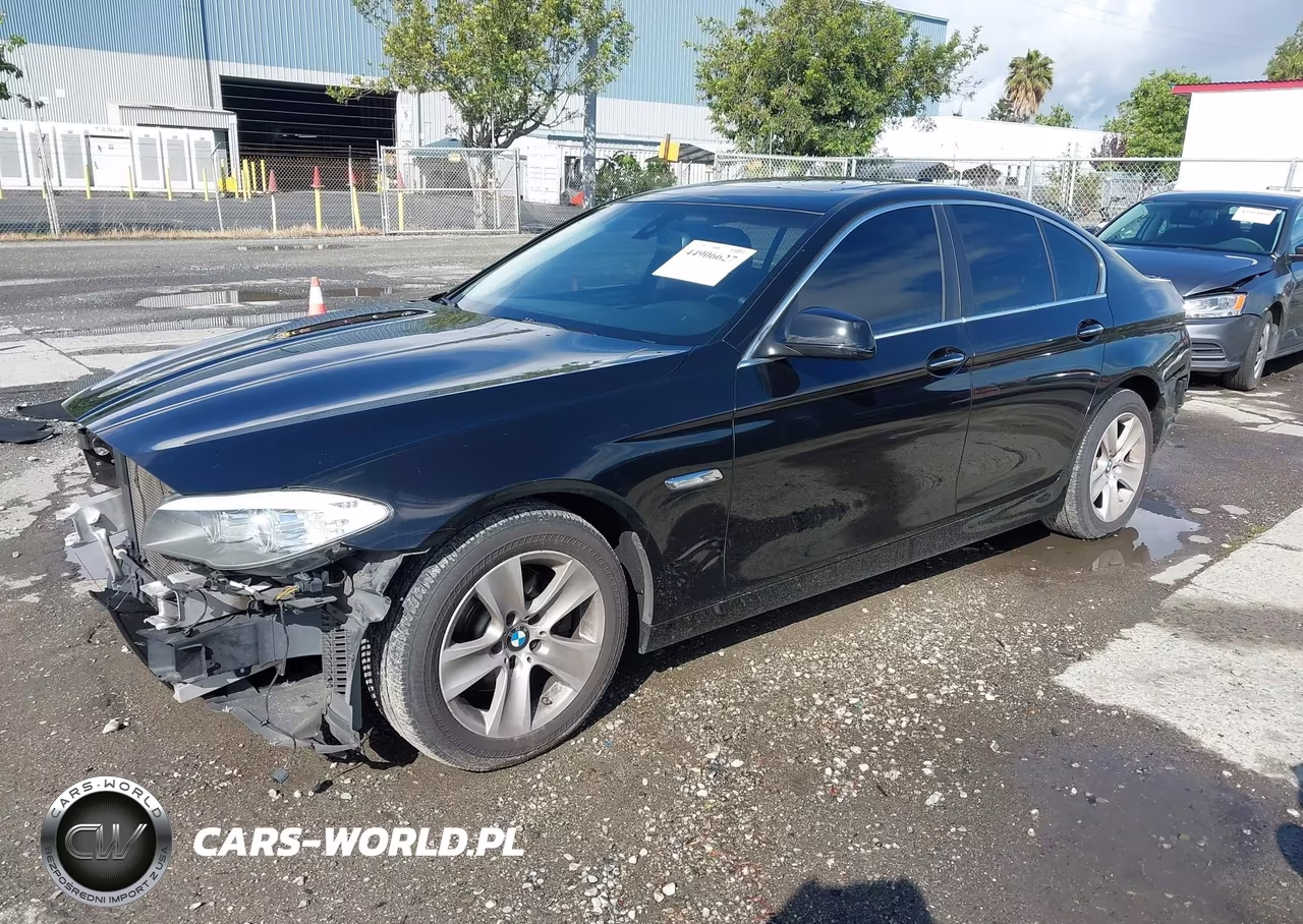2012 BMW 528I VIN:WBAXG5C58CDW24802 - 2