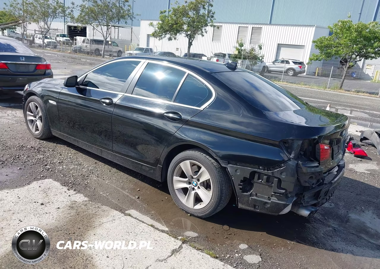 2012 BMW 528I VIN:WBAXG5C58CDW24802 - 3