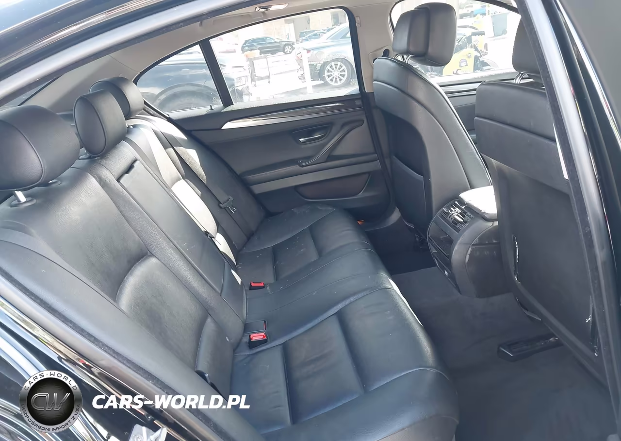 2012 BMW 528I VIN:WBAXG5C58CDW24802 - 8