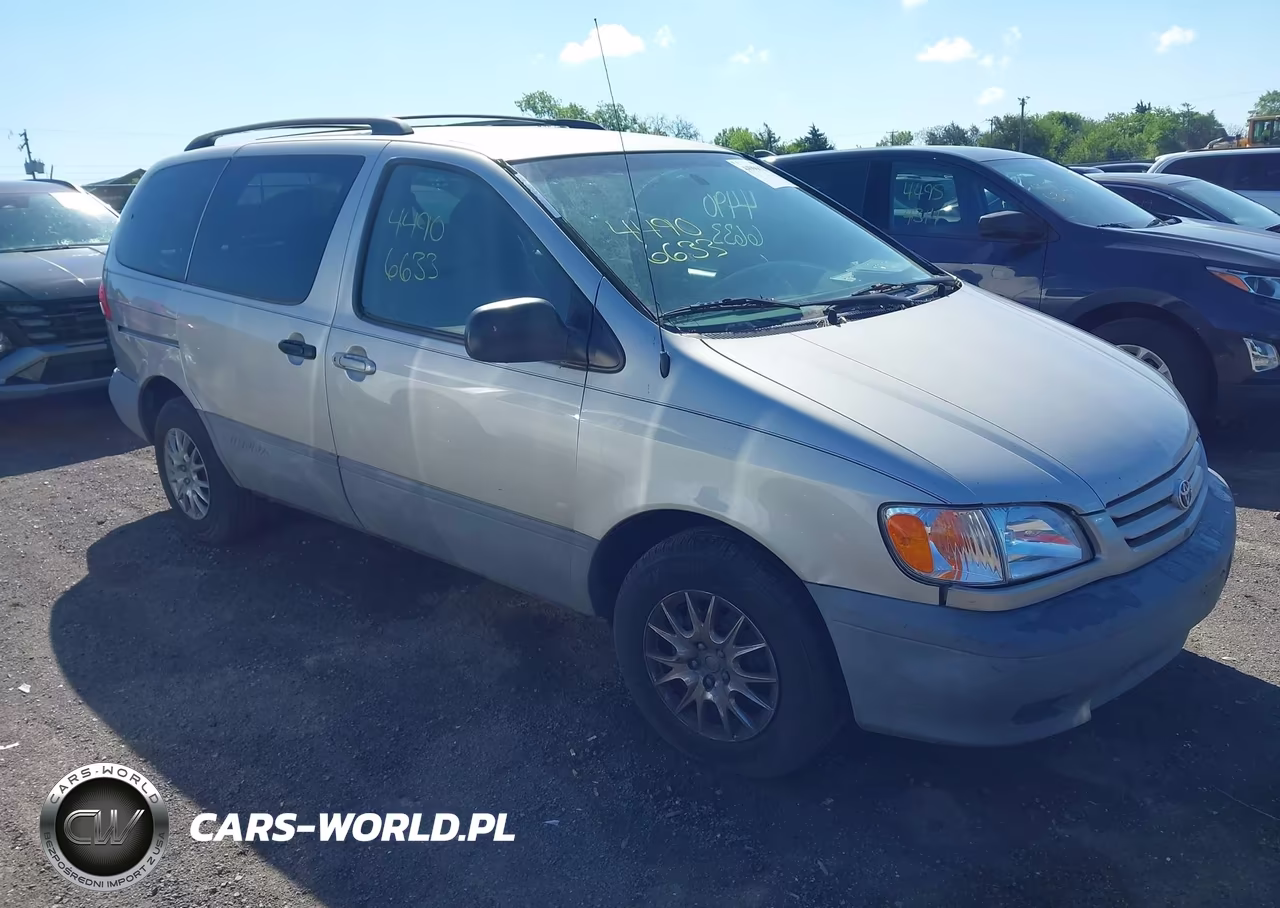2002 Toyota Sienna Le