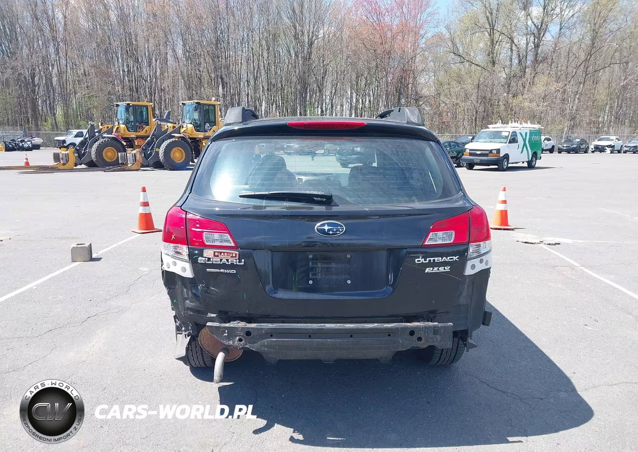2014 Subaru Outback 2.5I VIN:4S4BRBACXE3225837 - 16