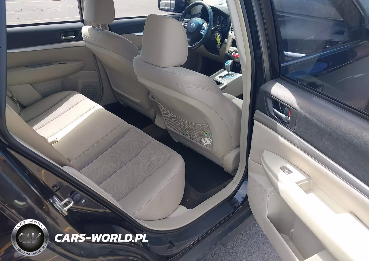2014 Subaru Outback 2.5I VIN:4S4BRBACXE3225837 - 8