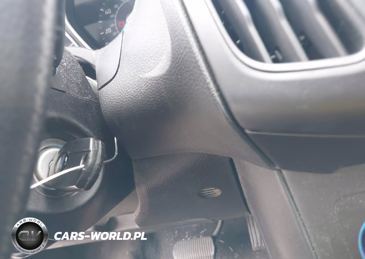 2017 Ford Focus Se VIN:1FADP3FEXHL283816 - 11