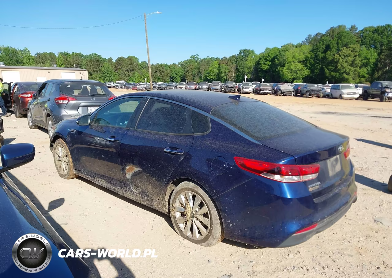2017 Kia Optima Lx VIN:5XXGT4L31HG121682 - 3