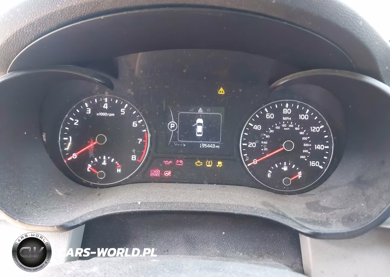 2017 Kia Optima Lx VIN:5XXGT4L31HG121682 - 7