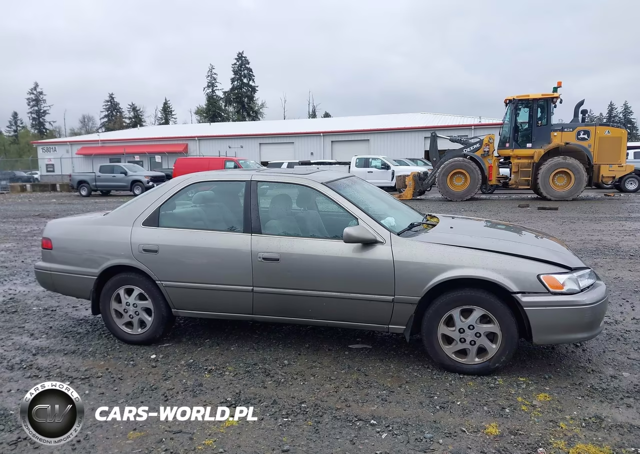 1998 Toyota Camry Le V6 VIN:JT2BF28K0W0100609 - 13