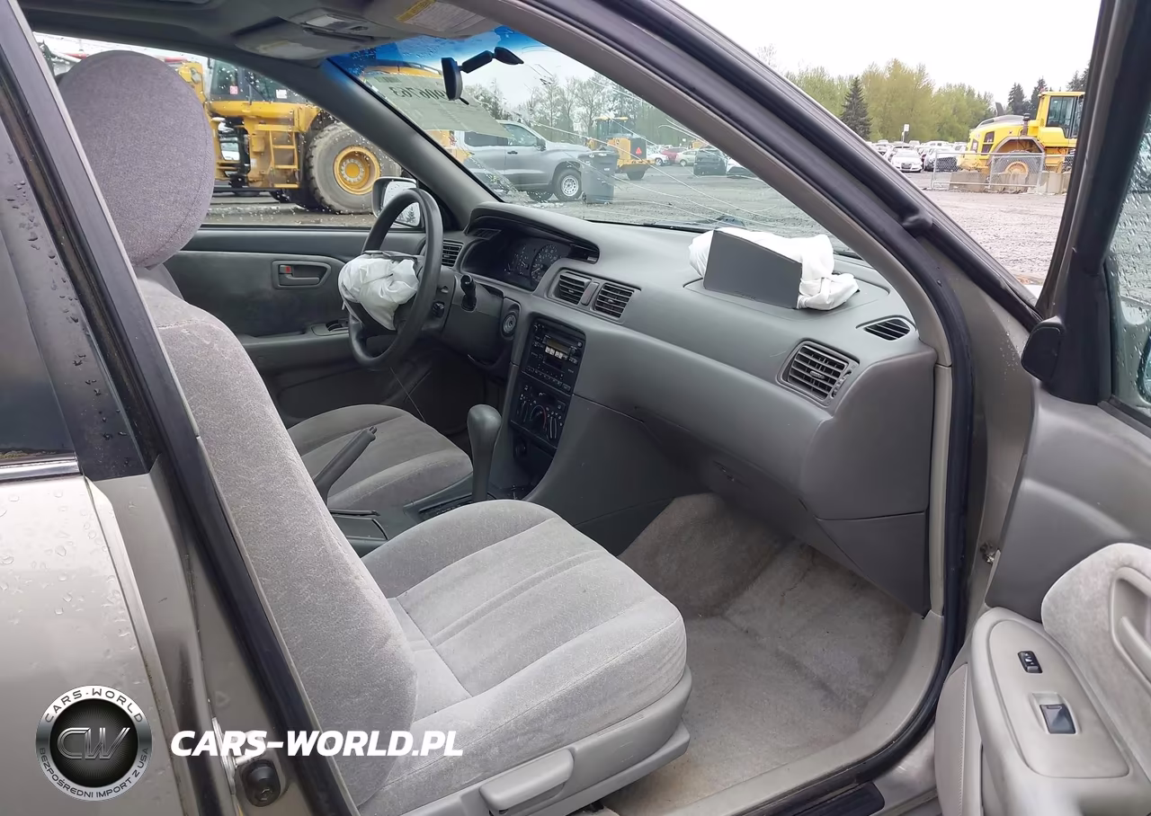 1998 Toyota Camry Le V6 VIN:JT2BF28K0W0100609 - 17