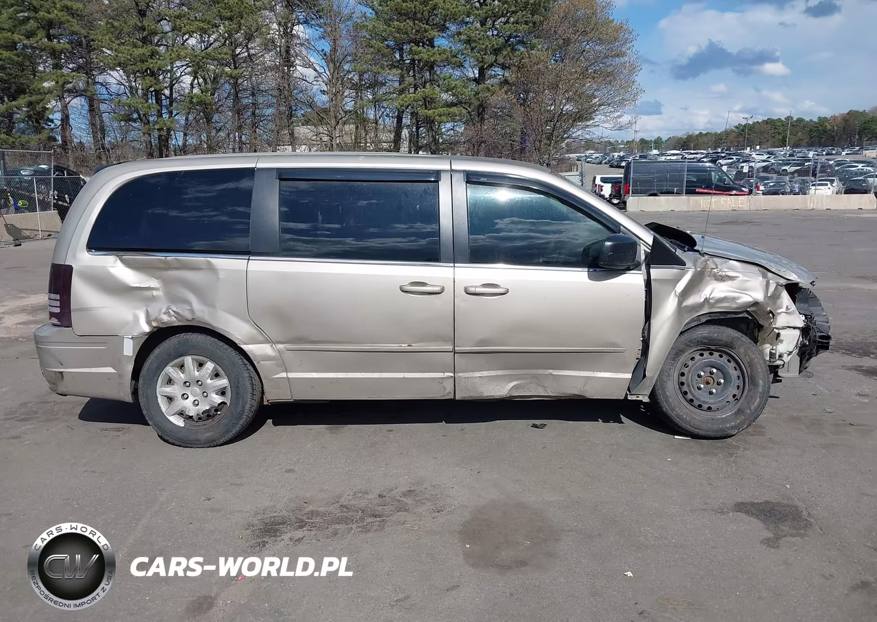 2009 Chrysler Town & Country Lx VIN:2A8HR44E49R513317 - 14