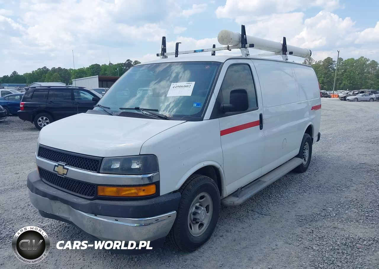2018 Chevrolet Express 2500 Work Van VIN:1GCWGAFG5J1910531 - 2