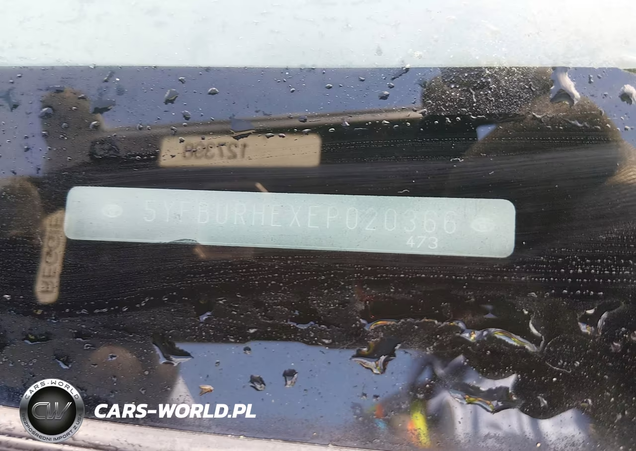 2014 Toyota Corolla S Plus VIN:5YFBURHEXEP020366 - 9