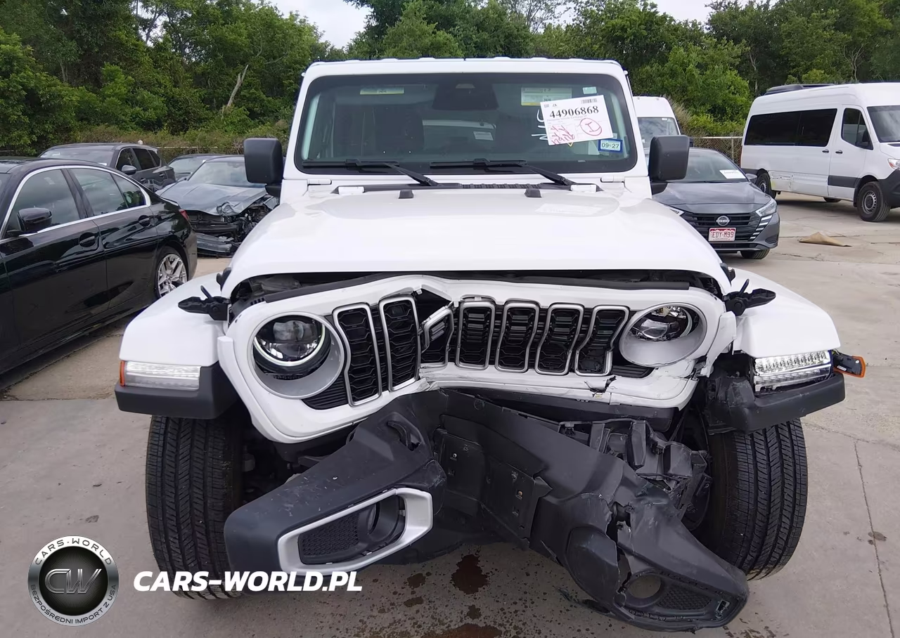 2026 Jeep Wrangler Sahara 4X4 VIN:1C4PJXEN4TW179699 - 12