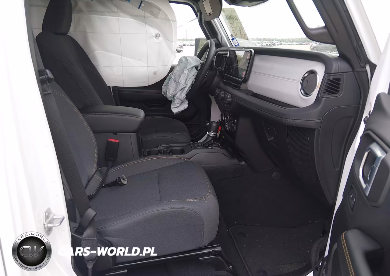2026 Jeep Wrangler Sahara 4X4 VIN:1C4PJXEN4TW179699 - 5