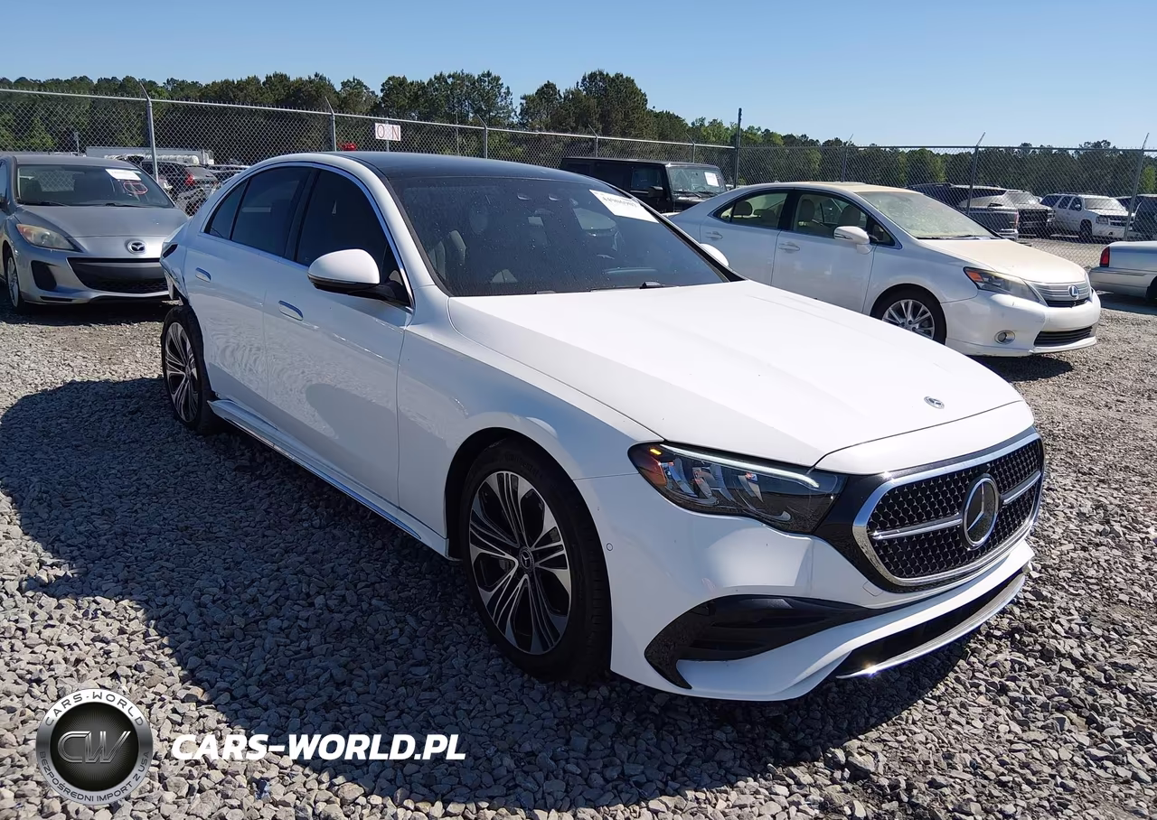 2025 Mercedes-Benz E 450 4Matic – zdjęcie 1 z 19