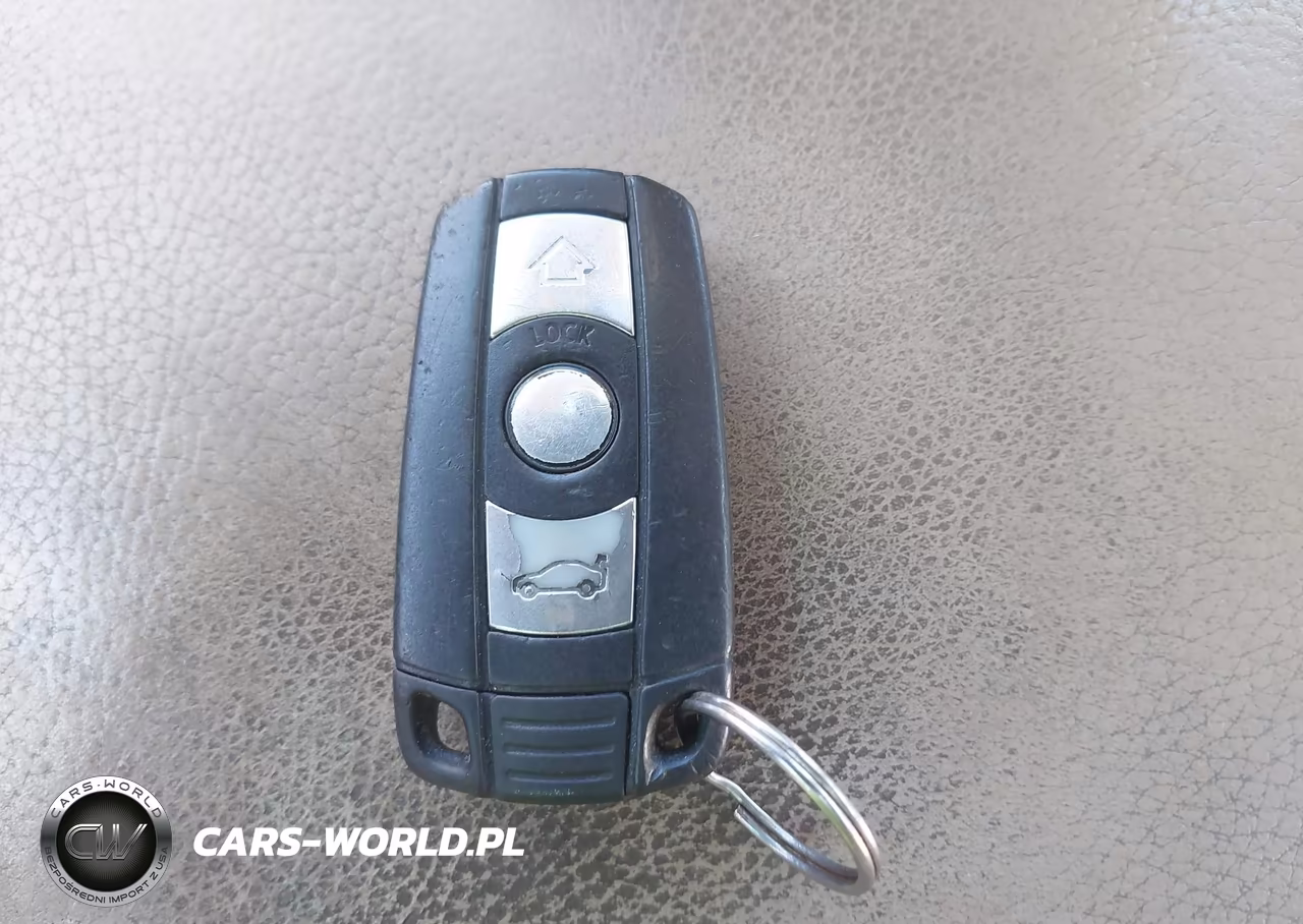 2006 BMW 325Xi VIN:WBAVD13556KV08594 - 11