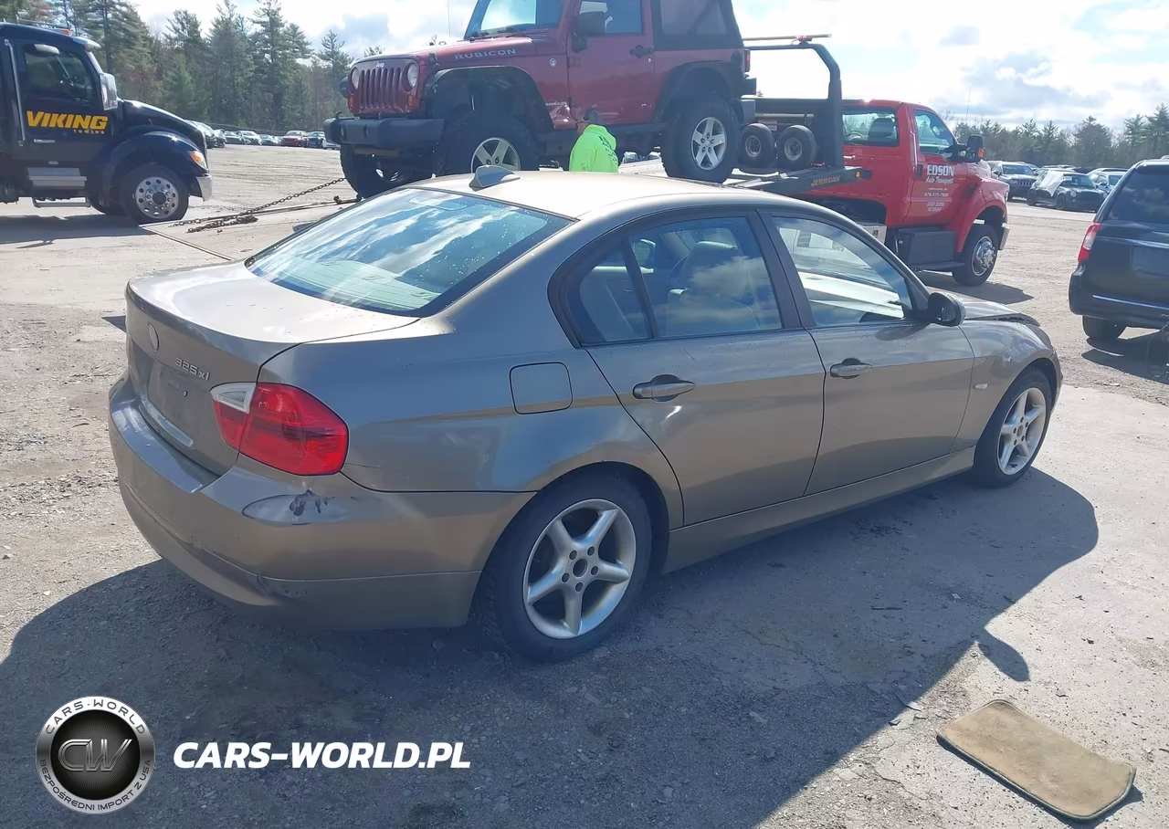 2006 BMW 325Xi VIN:WBAVD13556KV08594 - 4