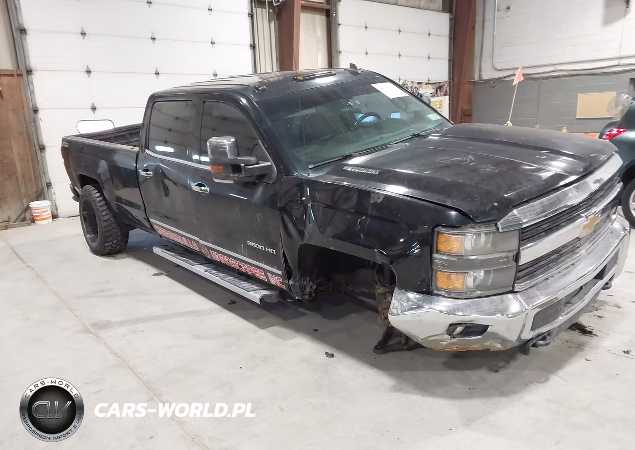 2015 Chevrolet Silverado 3500Hd Ltz – zdjęcie 1 z 15