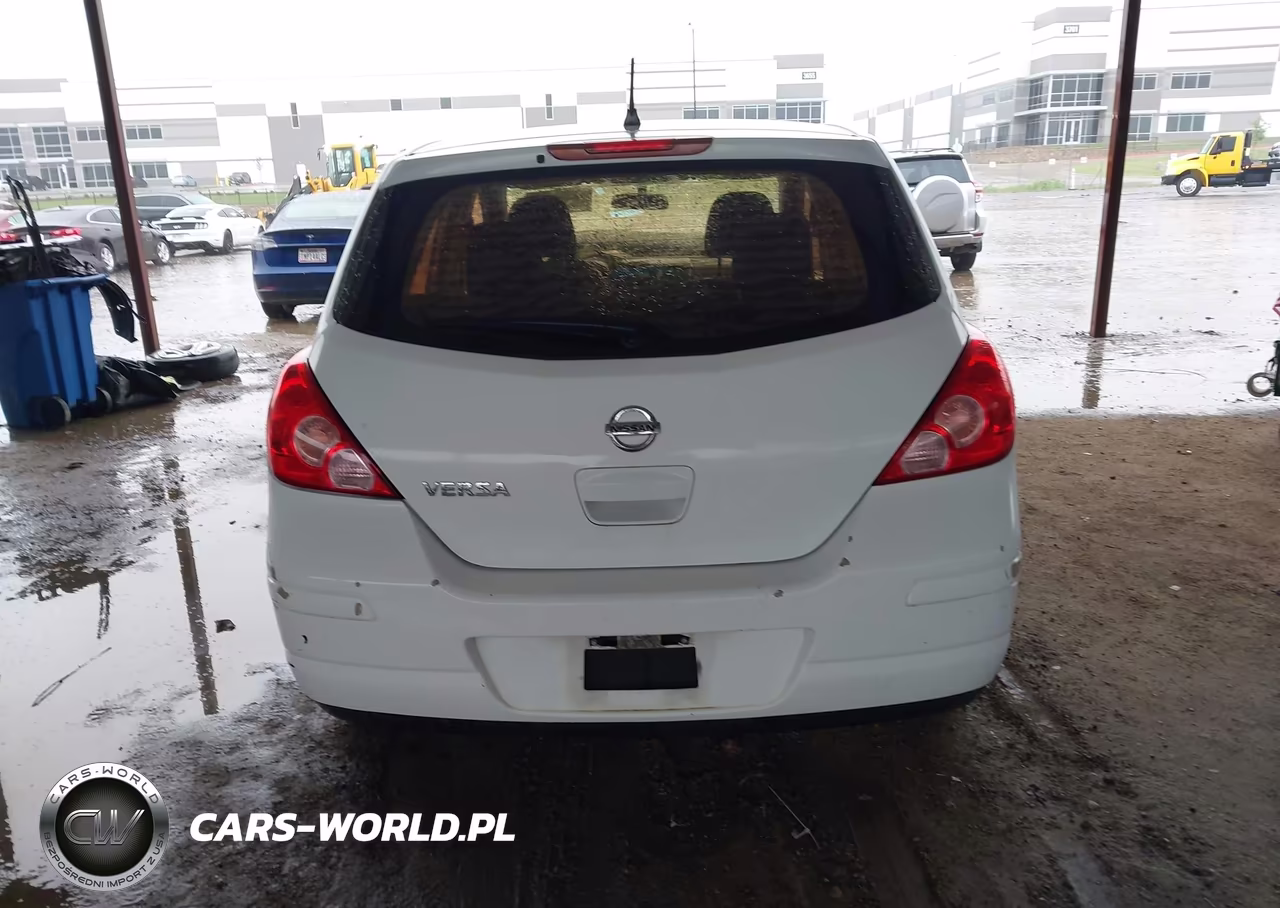 2011 Nissan Versa 1.8S VIN:3N1BC1CP0BL443627 - 14