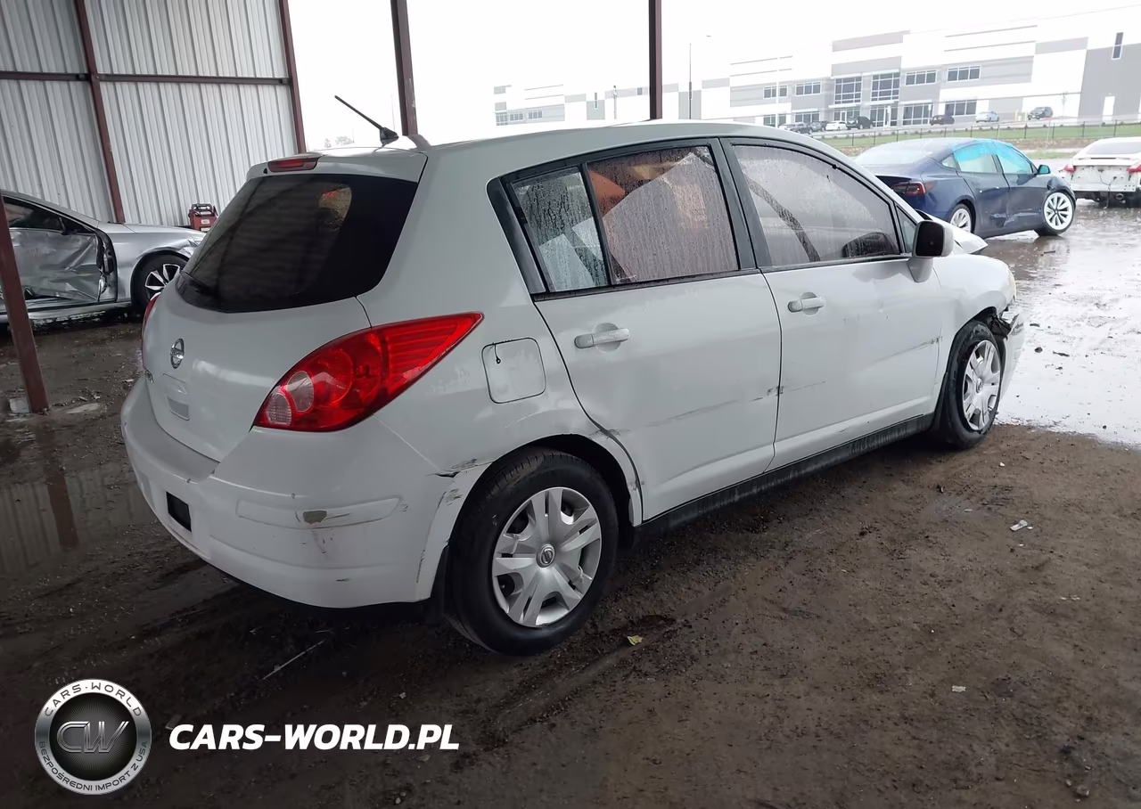 2011 Nissan Versa 1.8S VIN:3N1BC1CP0BL443627 - 3