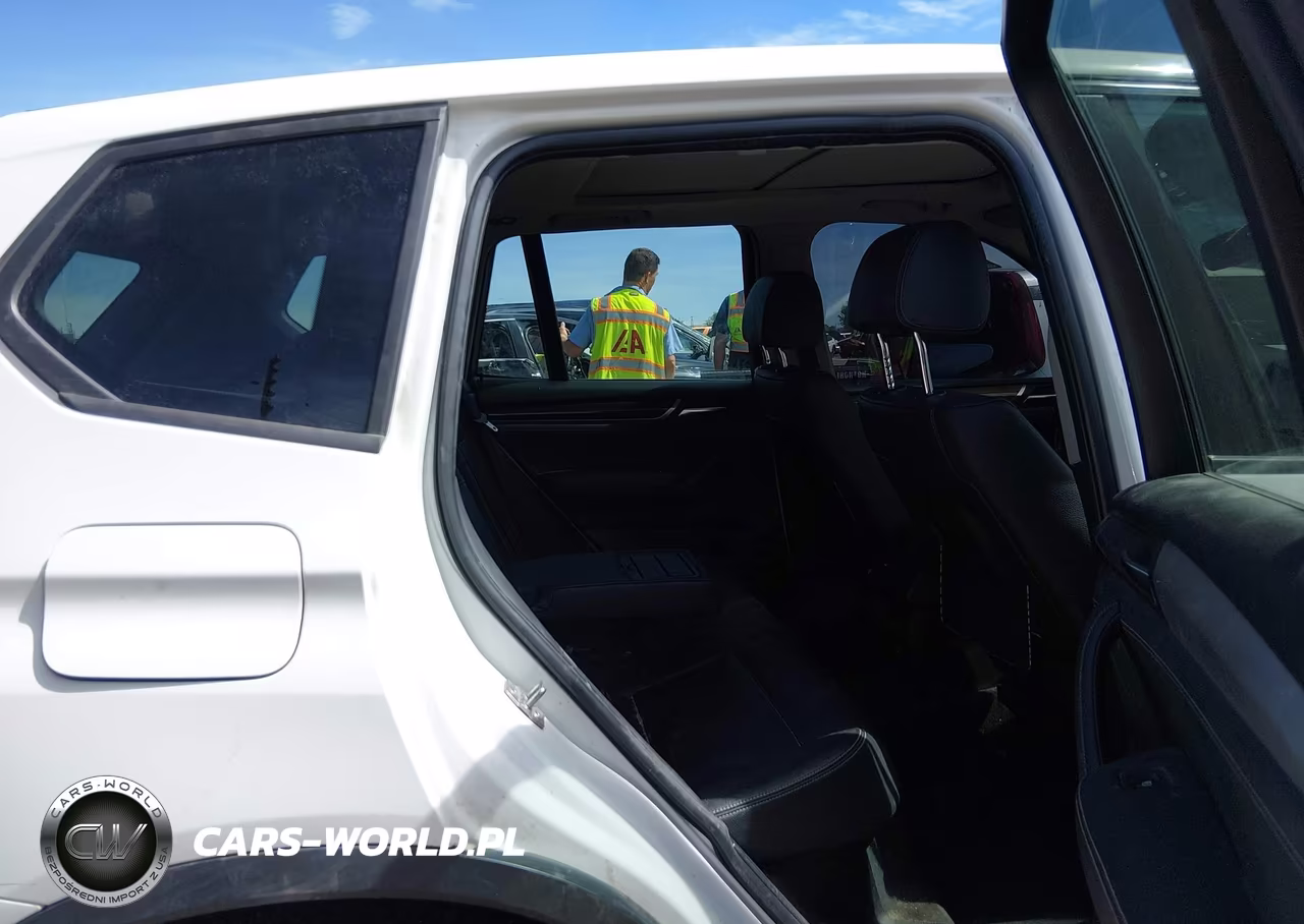 2013 BMW X3 xDrive28I VIN:5UXWX9C54D0A21393 - 8