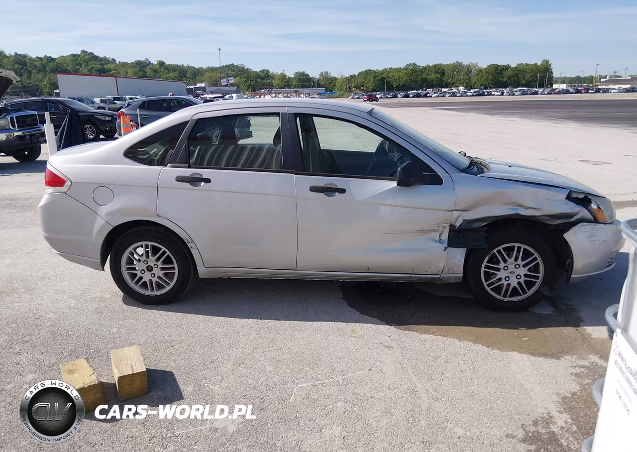 2011 Ford Focus Se VIN:1FAHP3FN6BW193392 - 13