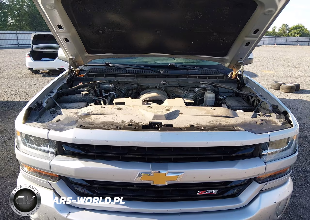 2018 Chevrolet Silverado 1500 2Lt VIN:3GCUKREC3JG354658 - 10
