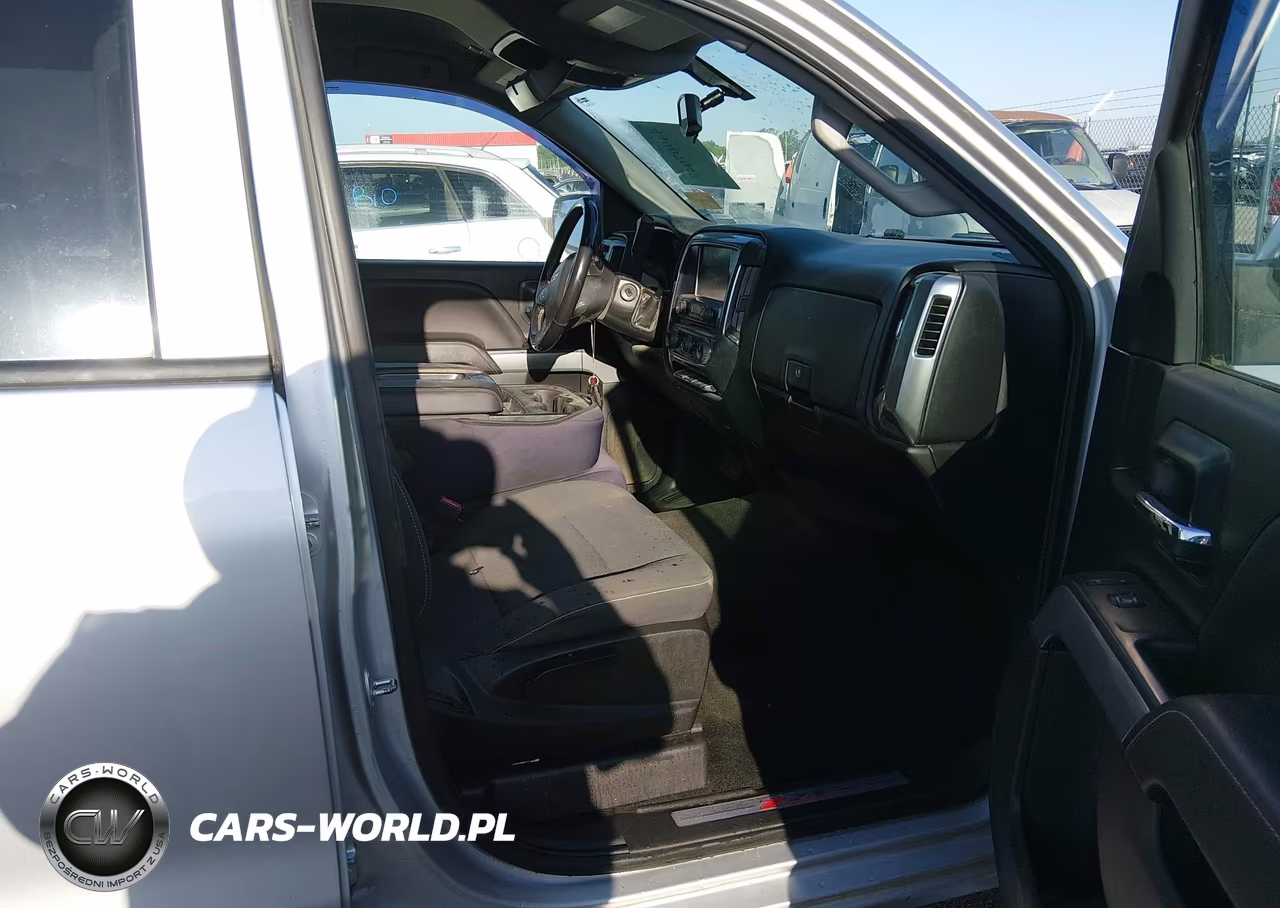 2018 Chevrolet Silverado 1500 2Lt VIN:3GCUKREC3JG354658 - 5