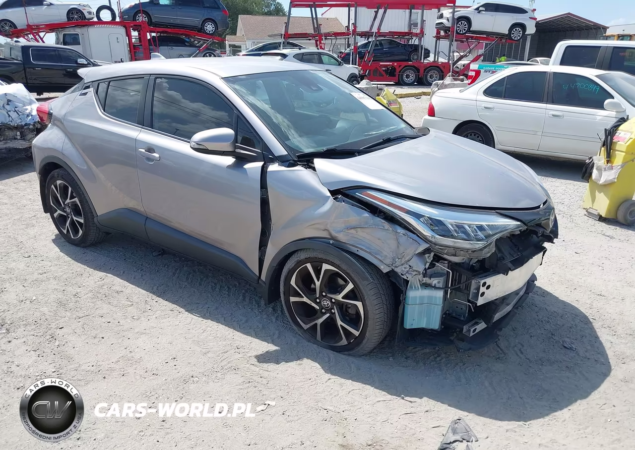 2020 Toyota C-Hr Xle – zdjęcie 1 z 17