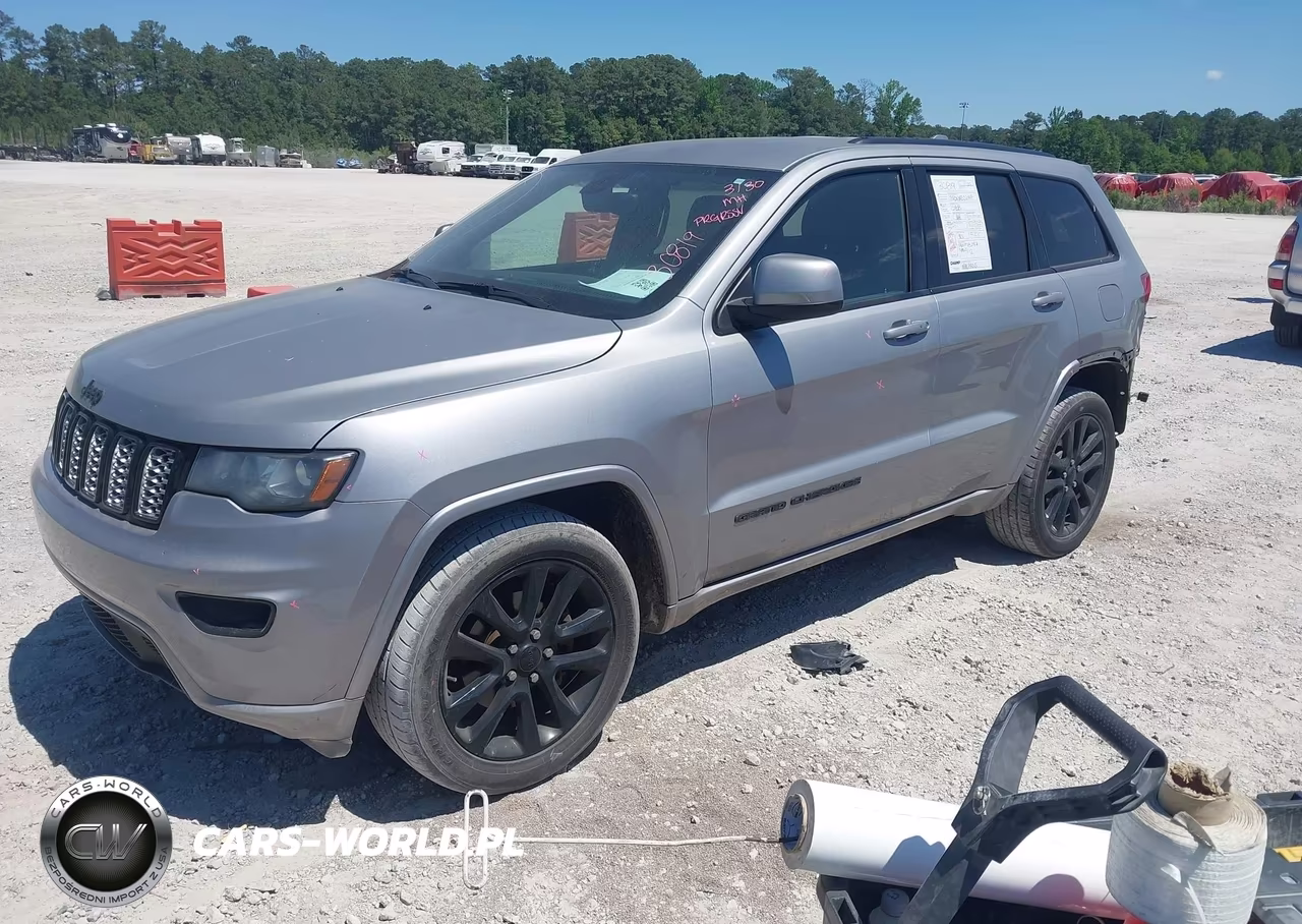 2018 Jeep Grand Cherokee Altitude 4X2 VIN:1C4RJEAG3JC208466 - 2