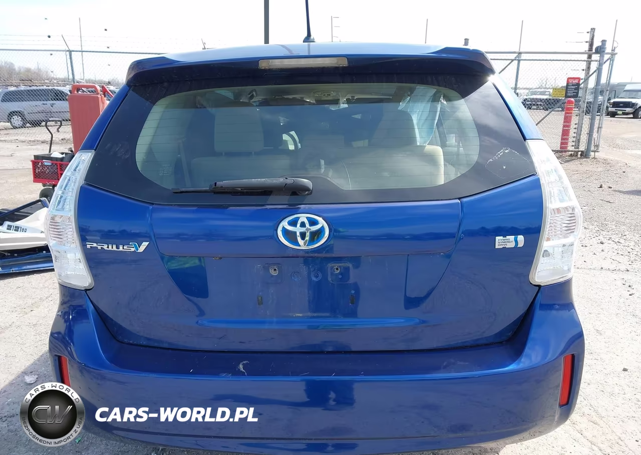 2014 Toyota Prius V Two VIN:JTDZN3EU8E3364596 - 17
