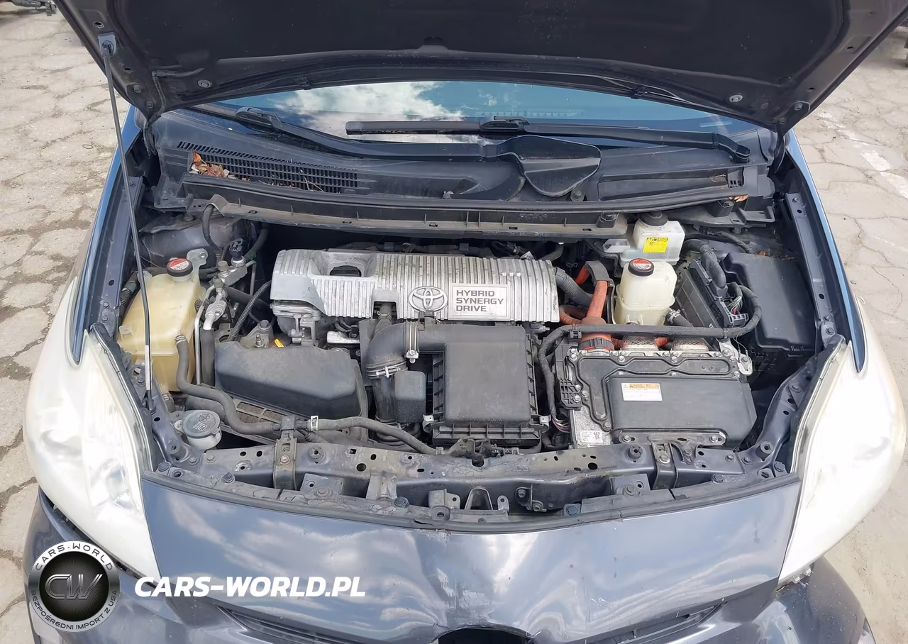2015 Toyota Prius Two VIN:JTDKN3DU7F1877662 - 10