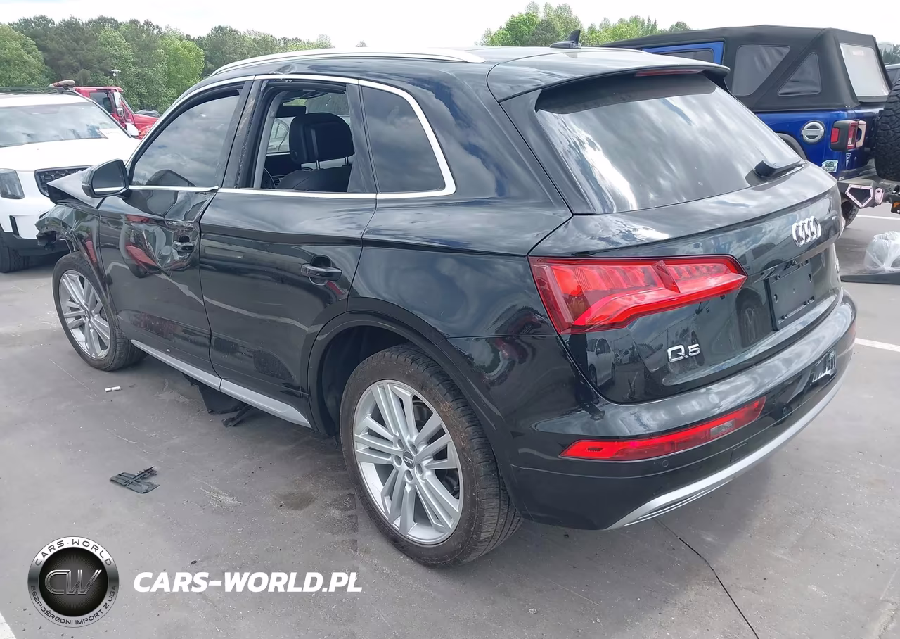 2018 Audi Q5 2.0T Premium-2.0T Tech Premium VIN:WA1CNAFY7J2154397 - 3