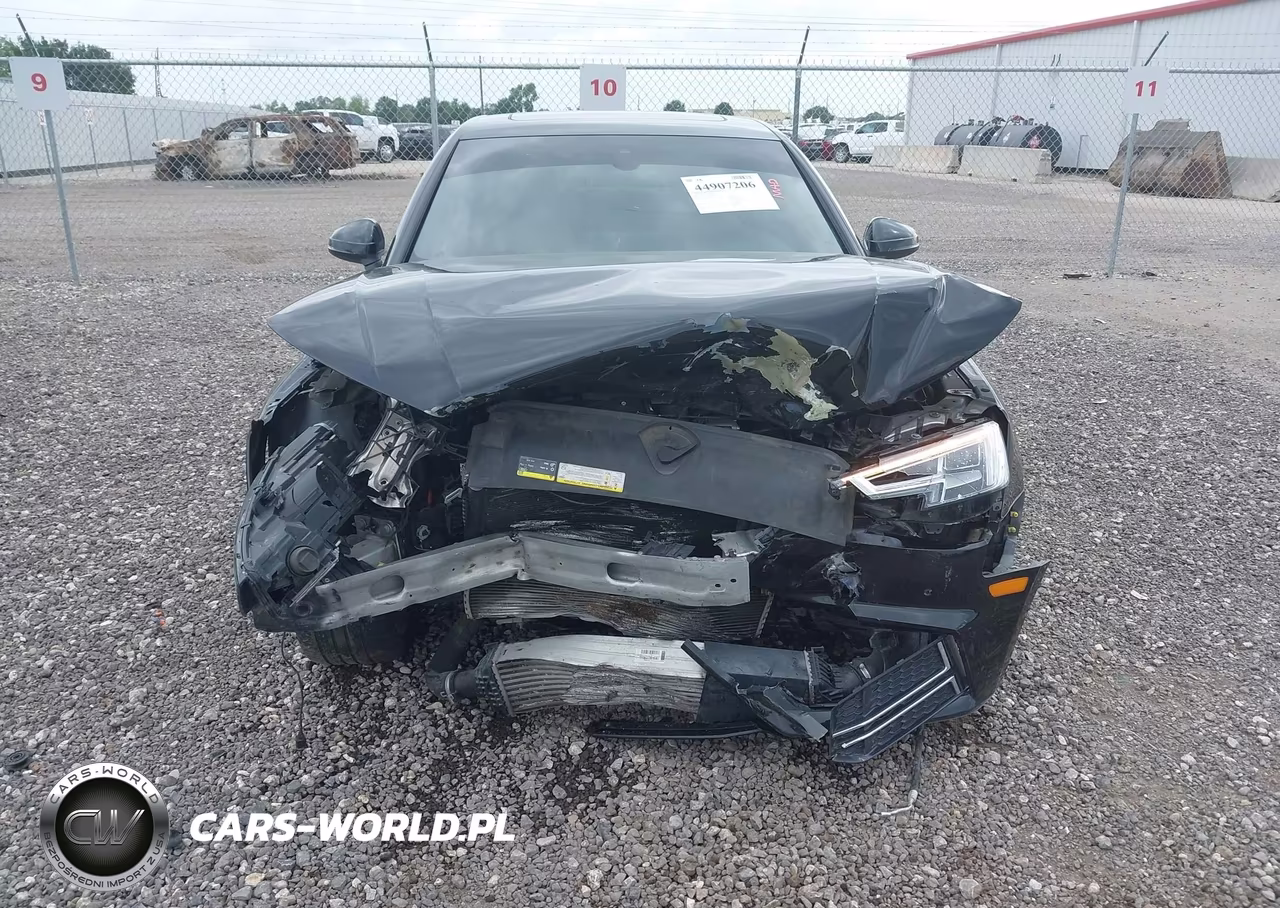 2017 Audi A4 2.0T Premium VIN:WAUENAF42HN017661 - 6