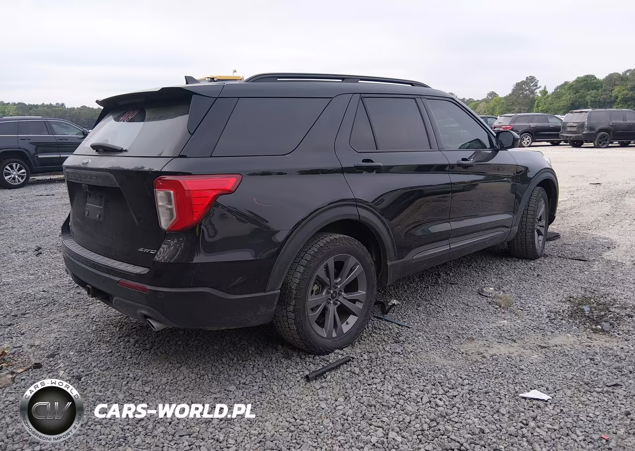 2022 Ford Explorer Xlt VIN:1FMSK8DH3NGA14258 - 4