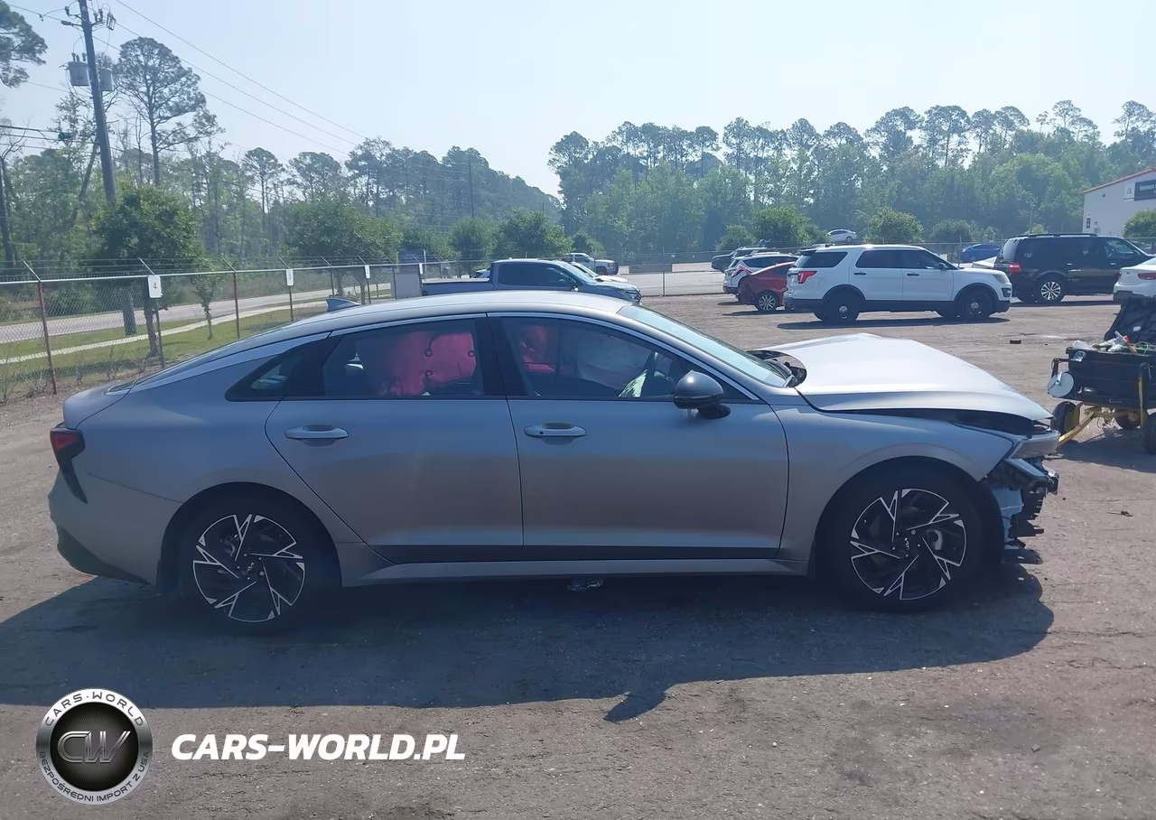 2025 Kia K5 Gt-Line VIN:KNAG64J7XS5333325 - 13