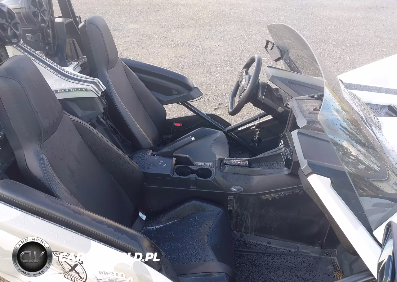 2023 Polaris Slingshot S VIN:57XAASHD8P8154351 - 5
