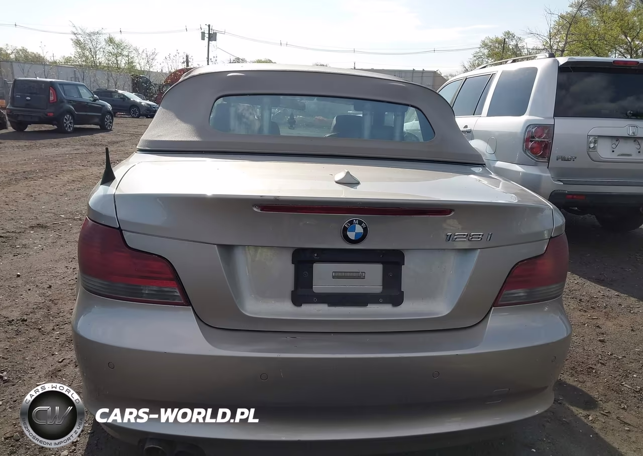 2009 BMW 128I VIN:WBAUL73519VJ77114 - 16