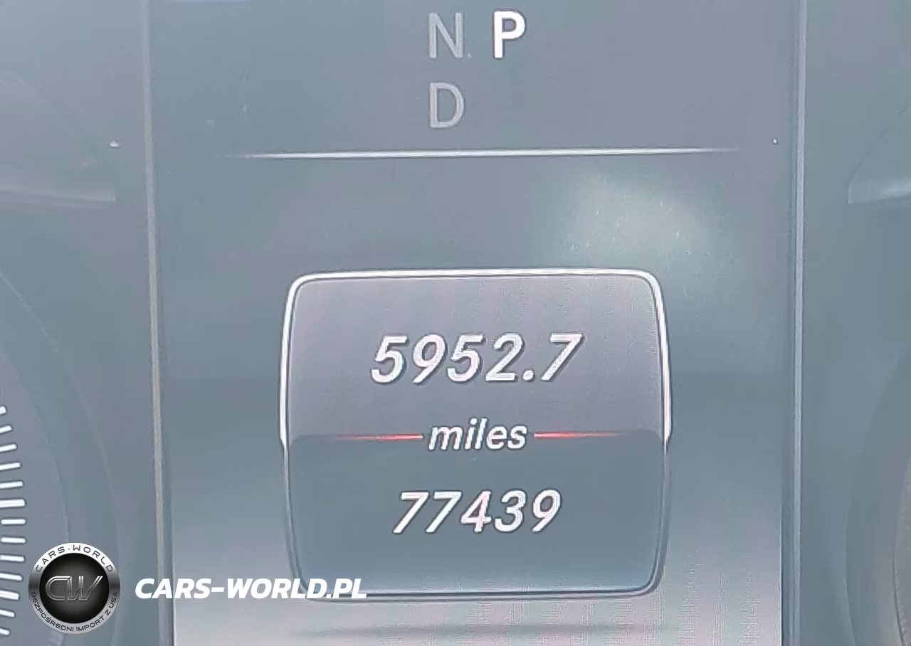 2018 Mercedes-Benz C 300 VIN:55SWF4JBXJU281144 - 16